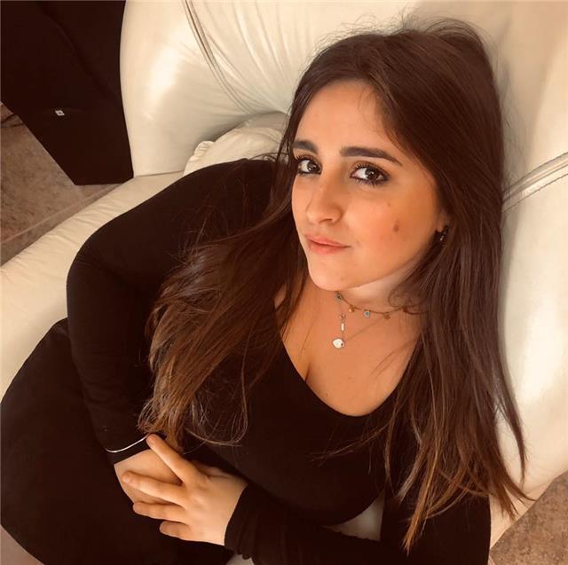 Insegnante laureata in scienze della comunicazione e studentessa alla magistrale di comunicazione digitale e informatica offre ripetizioni per alunni di scuola elementare e medie.
materia: italiano