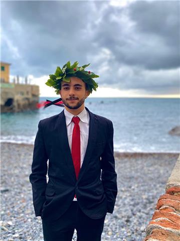 Laureato in ingegneria informatica impartisce lezioni di programmazione