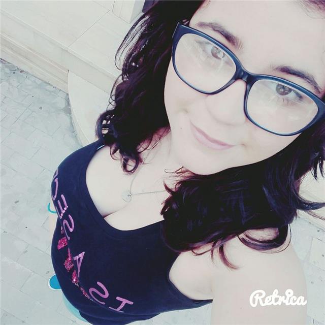 Ragazza offre lezioni d'italiano a Scordia,Provincia Ct