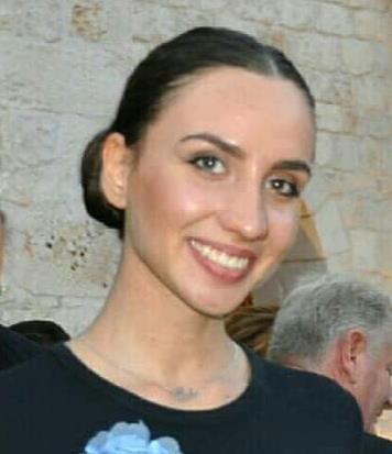 Studentessa laureanda in lingue propone lezioni online di tedesco per studenti di scuole superiori ed universitari o per chiunque