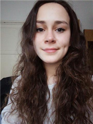 Etudiante en Histoire de l'art revenant d'Erasmus à Madrid