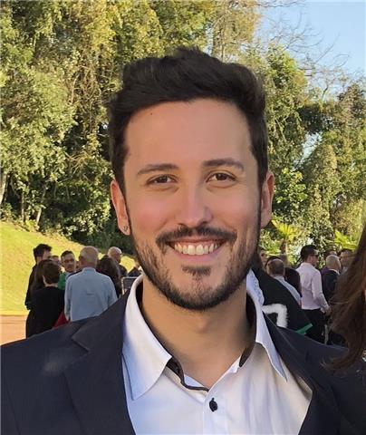 Insegnante lingua madre portoghese e inglese fluente offre lezioni di conversazione, grammatica e scrittura accademica!