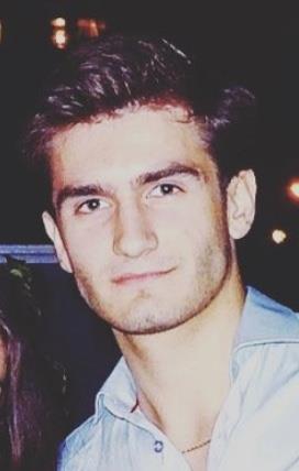 Étudiant en dernière année d'école d'ingénieurs et d'école de commerce, je propose un soutien pour les mathématiques pour collégiens et lycéens