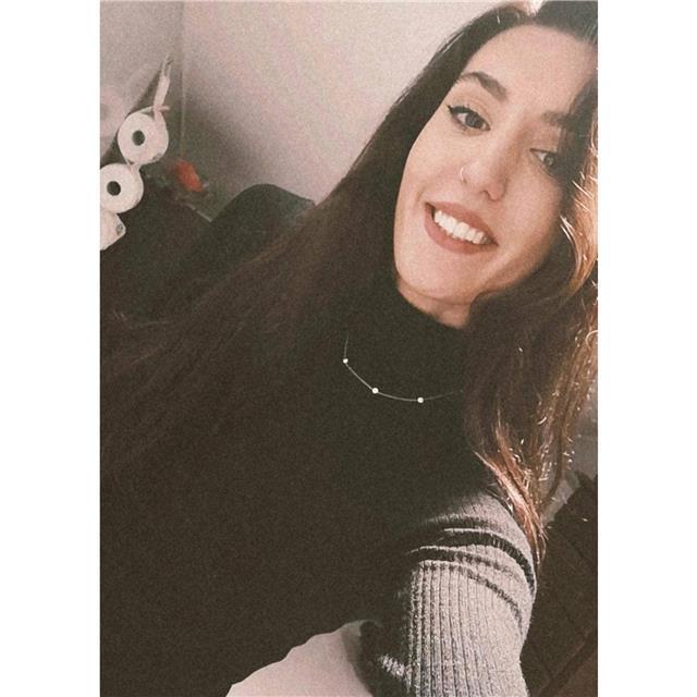 Laureanda magistrale in lingue offre lezioni di inglese