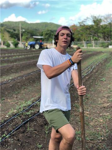 Doy clases particulares de inglés, con nivel de inglés bilingüe, estudio la carrera en inglés (bba at ie university)