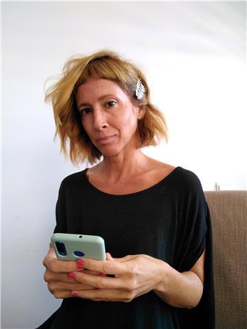 Profesora multidisciplinaria (idioma italiano, español, producción de eventos, historia, geografía, arte), niños y adultos. Residiendo en Málaga