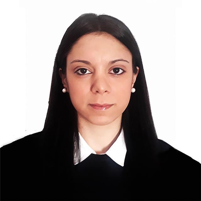 Laureata in Lingue specializzata in Spagnolo offre lezioni online a tutti i livelli