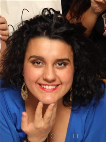 Dottoressa in Scienze dell'Educazione con livello C2 in inglese e B2/C1 in SPagnolo propone lezioni di Inglese/Spagnolo