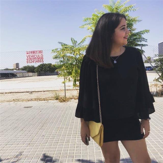 Estudiante de educación primaria se ofrece para dar clases particulares a niños de primaria, eso y bachillerato de sociales