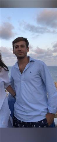 Estudiante de 3 curso de ingeniería industrial en la universidad politécnica de cartagena da clases de matematicas, desde primaria hasta bachillerato