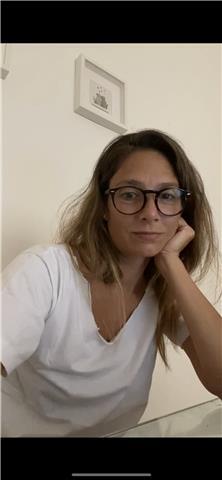 Sono laureata in economia e offro lezioni di matematica