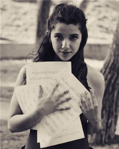 Doy clases particulares de lenguaje musical, armonía, análisis, composición y violonchelo