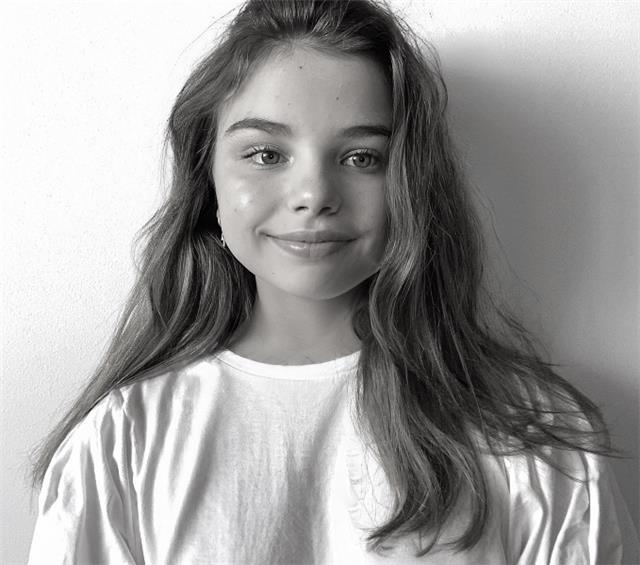 Acabo de concluir mis estudios y después de superar las pruebas pau voy a comenzar la carrera de enfermería de valencia, me ofrezco a dar repaso a personas de entre 6 a 16 años