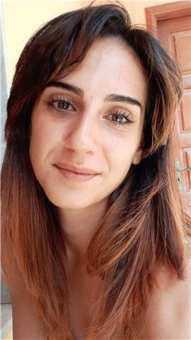 Studentessa di medicina clinica e sperimentale offre lezioni di scienze di base, inglese e spagnolo