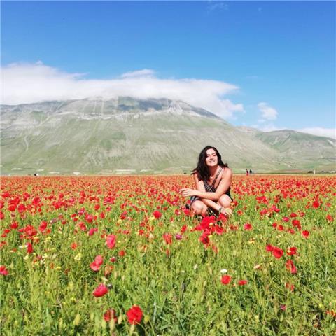 Insegnante privata diploma liceo scientifico e laurea triennale