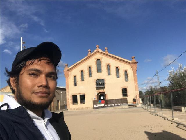 Conversational english lessons to anybody who wants to learn it