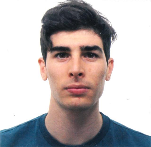 Giovane docente propone lezioni di matematica e fisica per ragazzi delle superiori