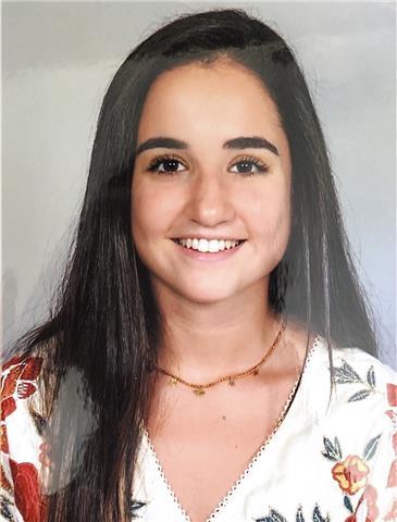 Actualmente estoy en la universidad estudiando fisioterapia. puedo impartir clases de matemáticas, lengua y biología para la eso y primaria. puedo impartir las clases de forma telemática y presencial. también puedo ayudar a la organización de las asignatu