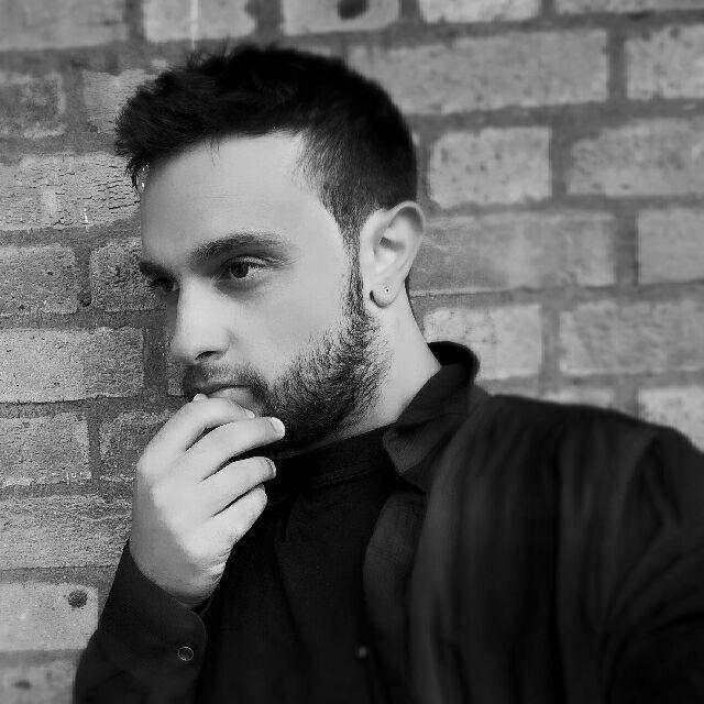 Insegnante di lingua Inglese per lezioni online