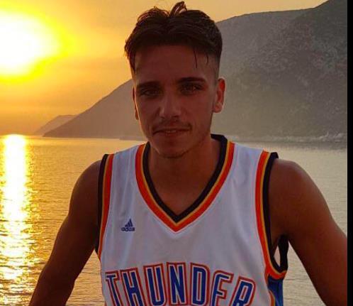 Profesor de secundaria da clases de refuerzo escolar en castellano, catalan, inglés, ciencias naturales y sociales