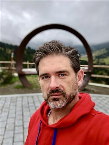 Soy técnico de investigacion doctor en la universitat politécnica de valencia