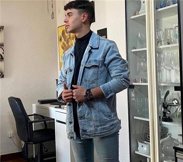 Hola, estoy buscando profesor/a de Darija