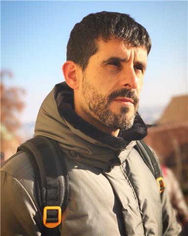 Profesor nativo imparte clases de gramática y de conversación; adaptables al nivel del alumno