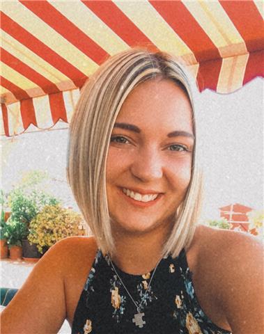 Acabo de terminar segundo de bachillerato y se me da muy bien el catalán y el castellano. me gustaría dar clases a niños de entre 6 hasta 18 años y adultos