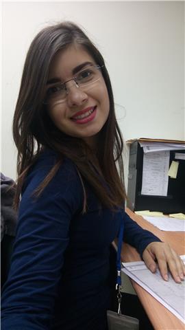 Doy clases de ingles, piano, lectura musical