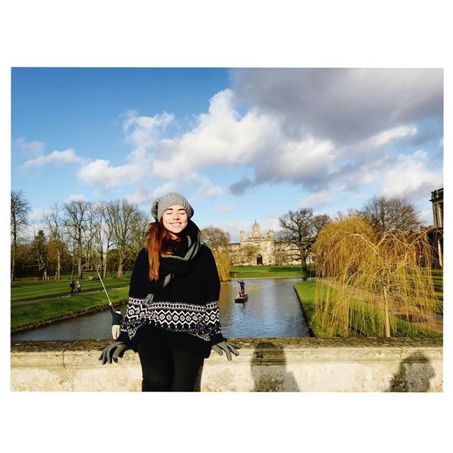 Profesora de inglés con experiencia ofrece clases dinámicas a todos los niveles