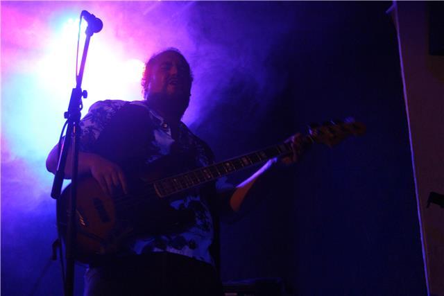 Clases de bajo a domicilio