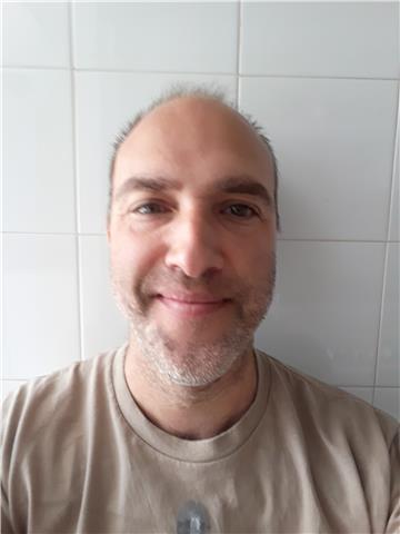 Profesor de inglés para alumnos de bachillerato. licenciado en filología inglesa