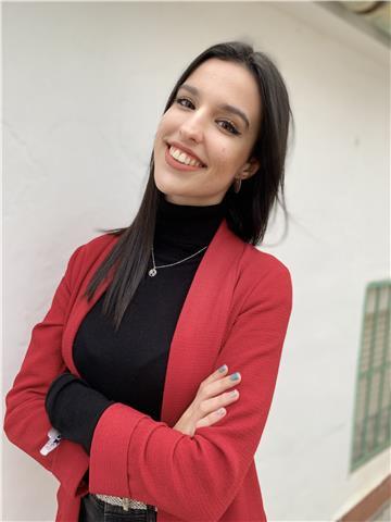 Estudiante ofrece clases de apoyo de todas las asignaturas para ESO y Primaria