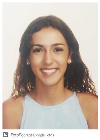 Doy clases de biología y también de más materias a niveles de primarias y eso