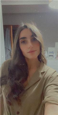 Profesora de inglés da clases a niños de 0 a 12 años