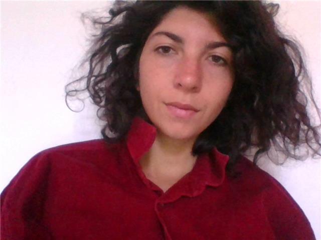 Ragazza italiana laureata offre ripetizioni di letteratura e grammatica italiana a Macerata e dintorni