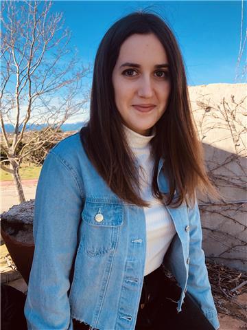 Doy clases de matemáticas y de lengua a alumnos de primaria y secundaria