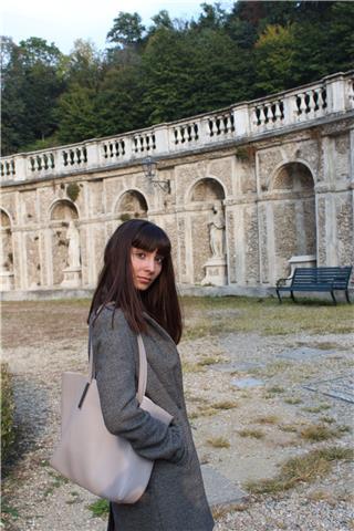 studentessa di quarta liceo
