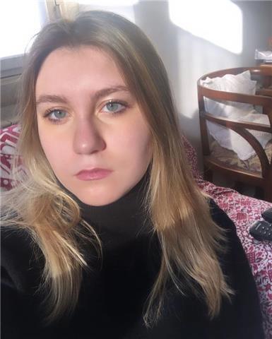 Studentessa offre lezioni di inglese
