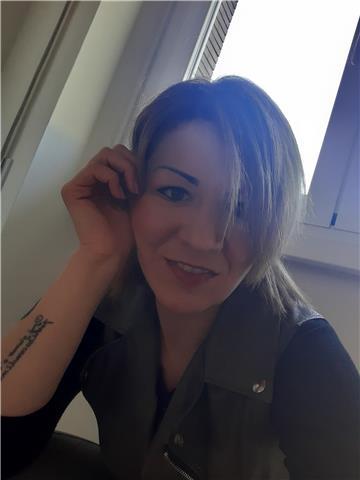 Si offrono ripetizioni di spagnolo e aiuto compiti