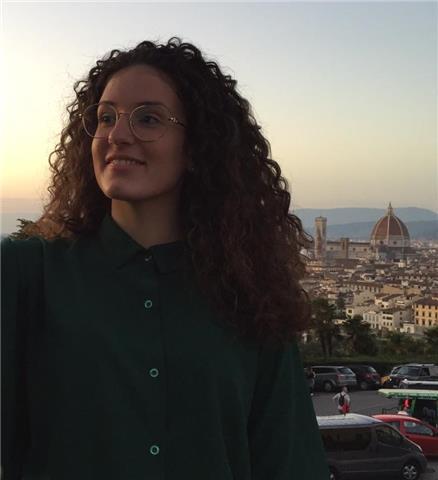 studentessa universitaria offre ripetizioni in materie scientifiche e letterarie