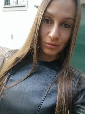 Ragazza di 27 anni laureata in Giurisprudenza offre ripetizioni di diritto