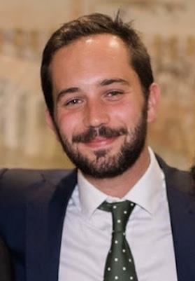 Soy profesor especializado en materias Humanísticas: historia, filosofía, arte, literatura, etc. También me defiendo en matemáticas hasta 3 ESO