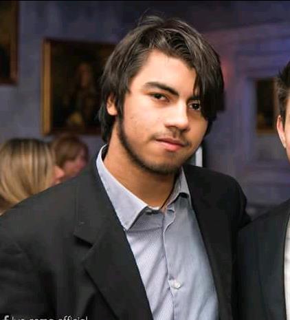 Ripetizioni per liceali con debiti - Diplomato al liceo scientifico con 15/15 in seconda prova matematica