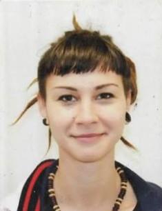 Studentessa laureata alla triennale DAMS offre coinvolgenti lezioni di letteratura, italiano e storia dell'arte