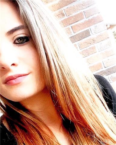 Diplomata impartisce lezioni di matematica ad alunni delle scuole medie ed elementari