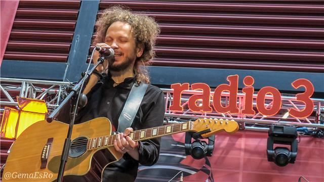 Arte generativo e interactivo con processing, p5.js y arduino