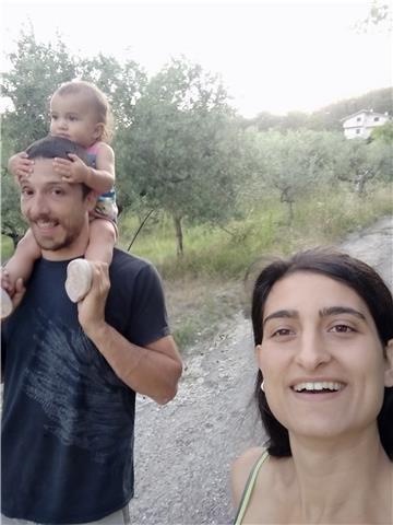 Abruzzese con marito e accento californiano insegna inglese