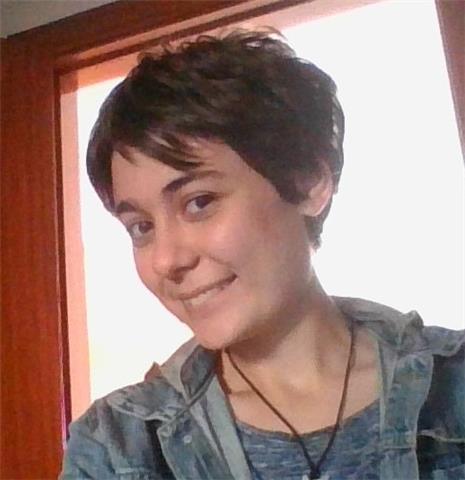 Estudiante universitaria de primero de biología ofrece clases de biología y de matemáticas a alumnos de eso y bachillerato