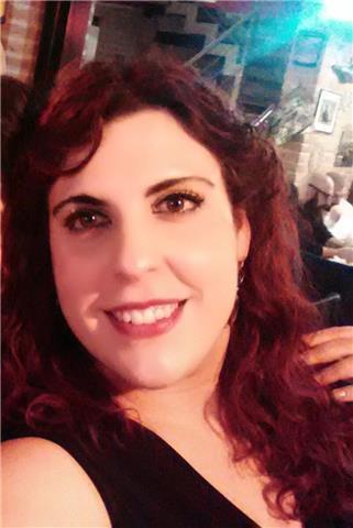 Docente di latino, greco ed inglese. livello scuole medie e superiori. tutoraggio ad alunni con dsa ed altri disturbi dell'apprendimento